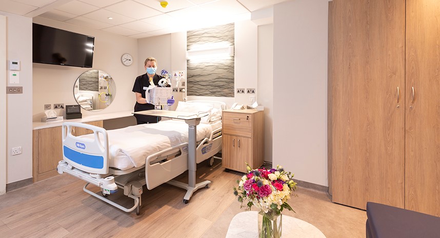 Portland Hospital Maternity care HCA UK Deluxe Room