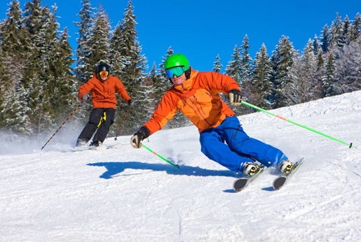 A surgeon’s guide to skiing and snowboarding without injury | HCA UK